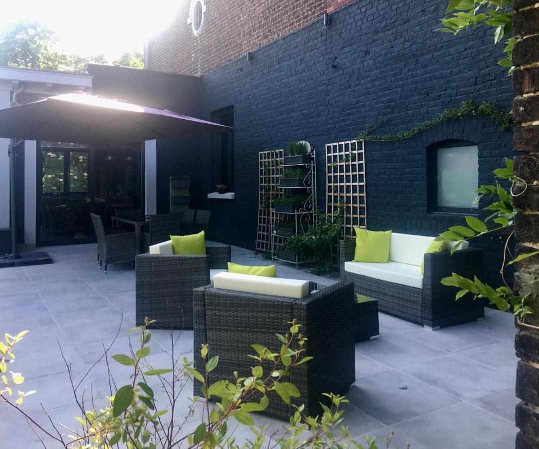 La Villa Des Roses - Suite & Spa Lys-lez-Lannoy エクステリア 写真